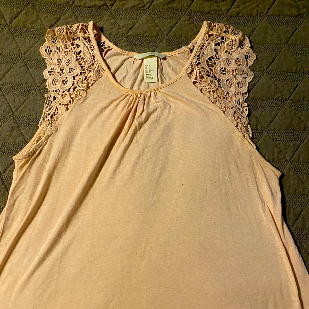 H&M Crocheted Sleeved Blouse